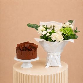 Classic Green Bouquet with Chocolate Fudge