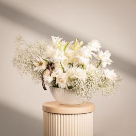 Captured Serenity Arrangement