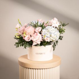 Elegant Snow Arrangement