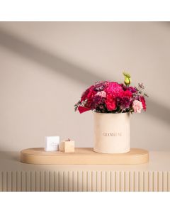 Blush Fuchsia Floral Arrangement with Caroline Svedbom Ana Ring – Dark Rose